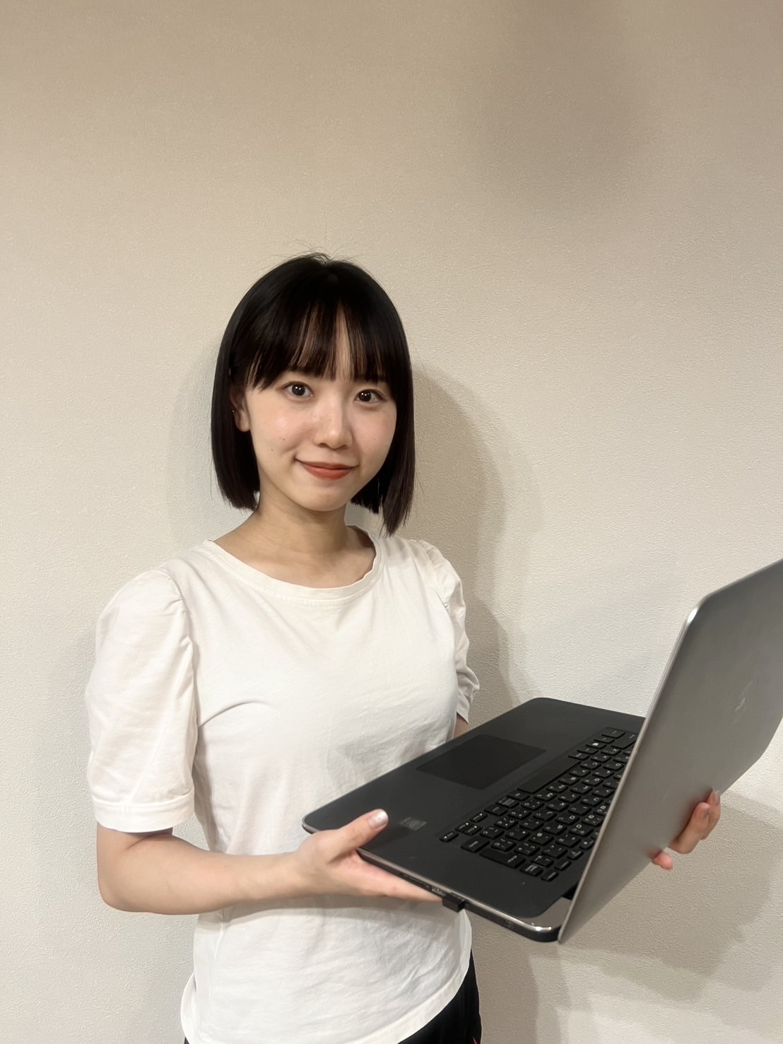 会社スタッフ杉林ほの華のプロフィール写真